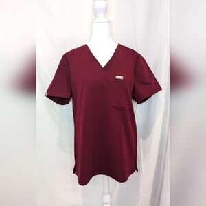 FIGS. One Pocket. Color: Burgundy. Size: M.